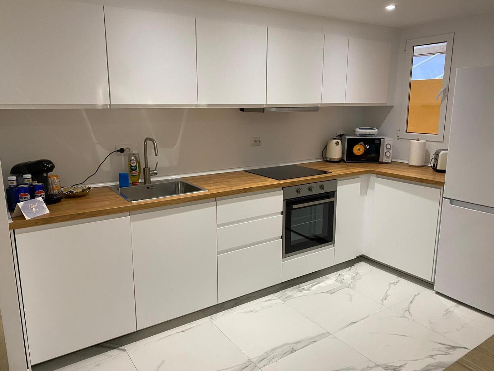 Sea Breeze Apartment Кульєра Екстер'єр фото