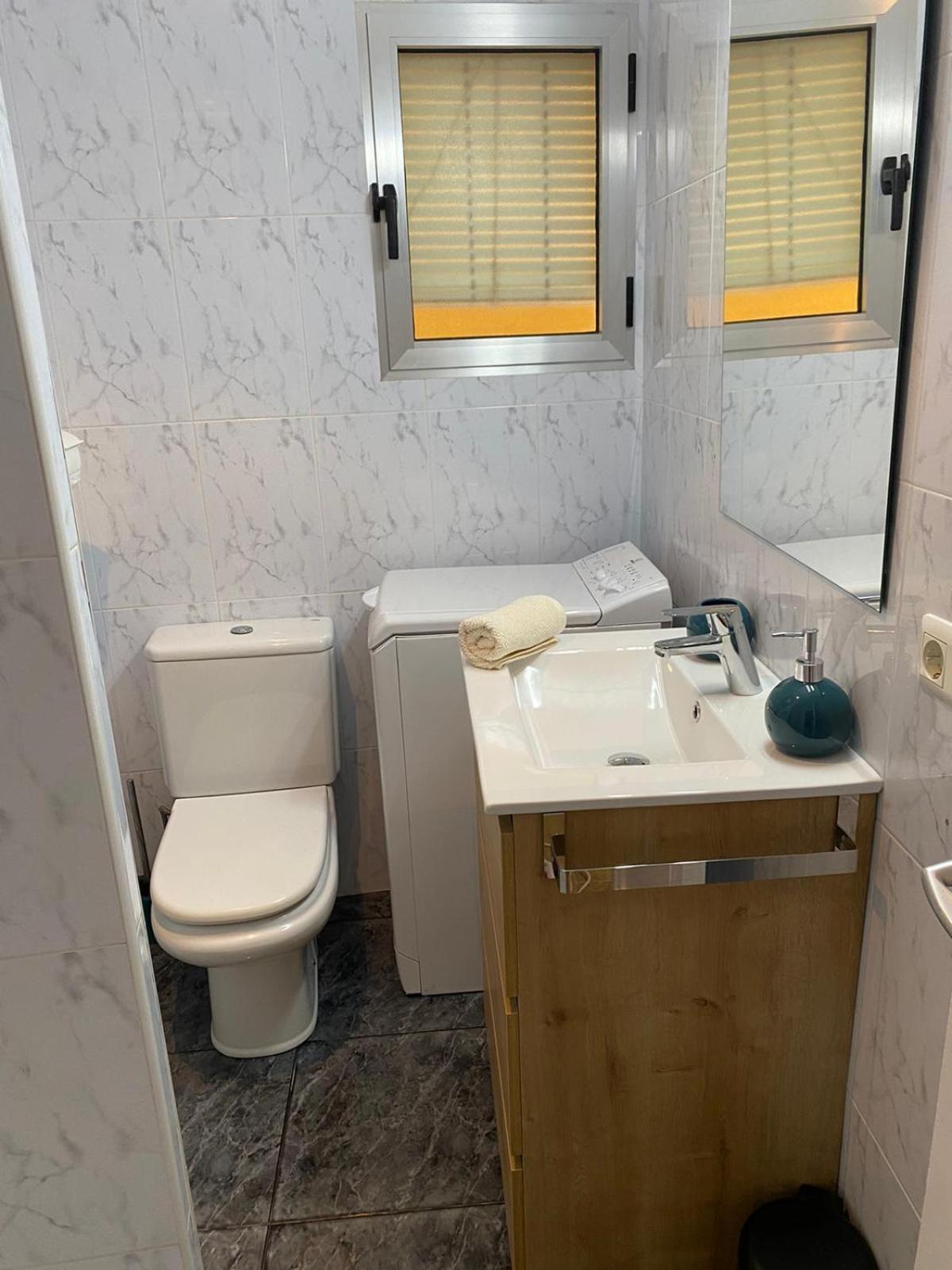 Sea Breeze Apartment Кульєра Екстер'єр фото
